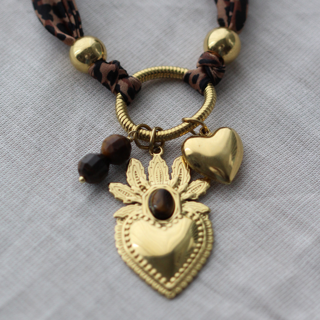 Collier LEO